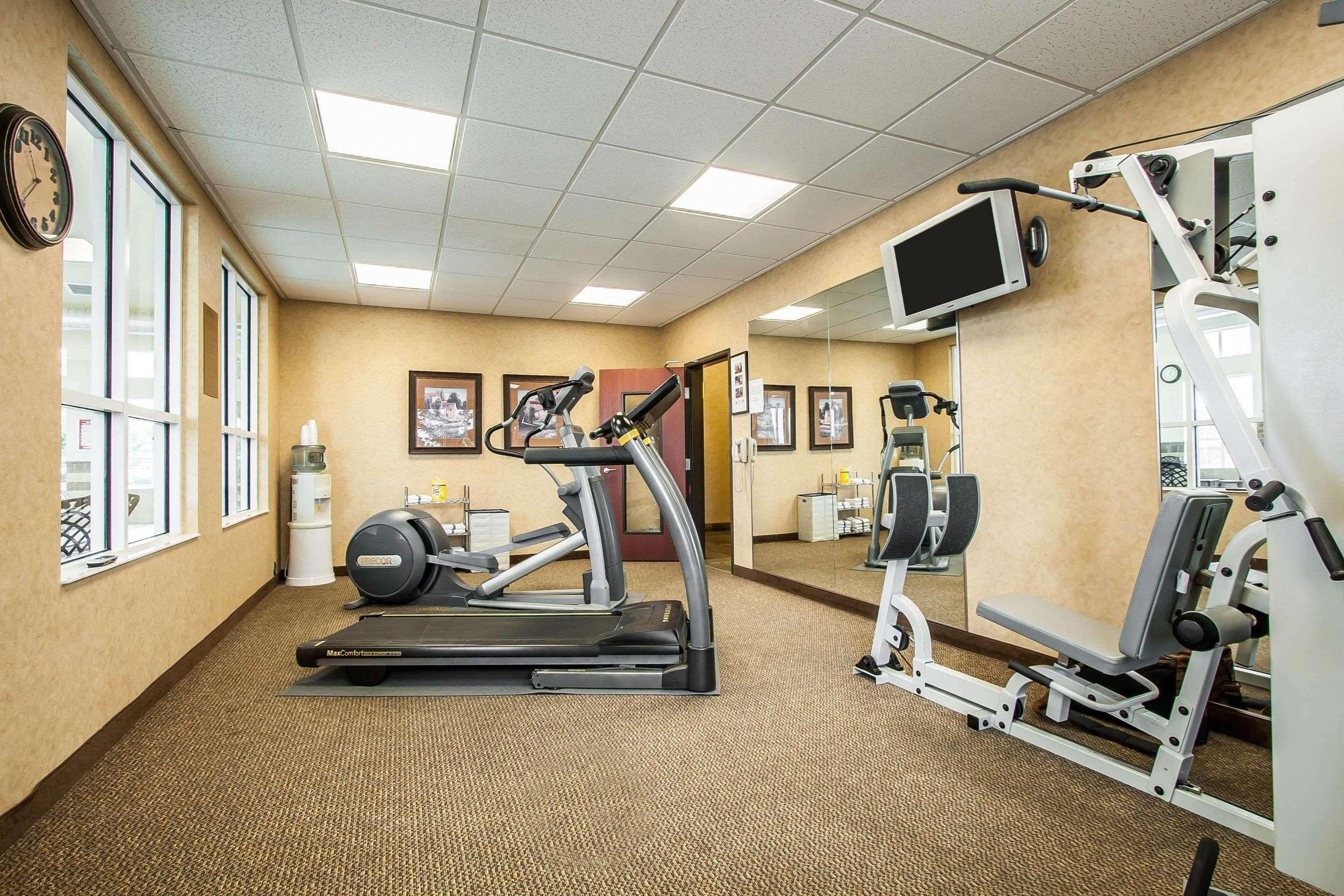 Comfort Inn & Suites Mcminnville Wine Country Екстериор снимка